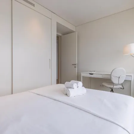 Prata Riverside Xxvi شقة