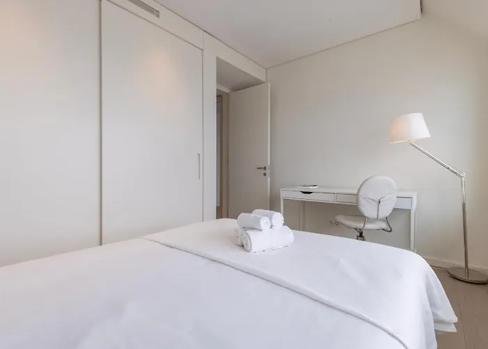 Prata Riverside Xxvi Apartment