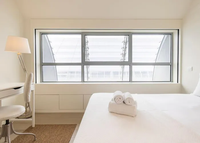 Prata Riverside Xxvi * Lisbon